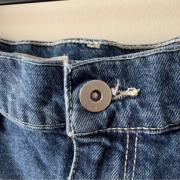 Pilcro and the Letterpress Anthropologie Sequin Embroidered Star-Patterned Jeans - Picture 10 of 16